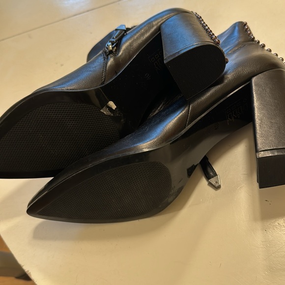 Black studded boots. Scarpa leather Italian  boots studded size 40 Italian - Picture 6 of 9